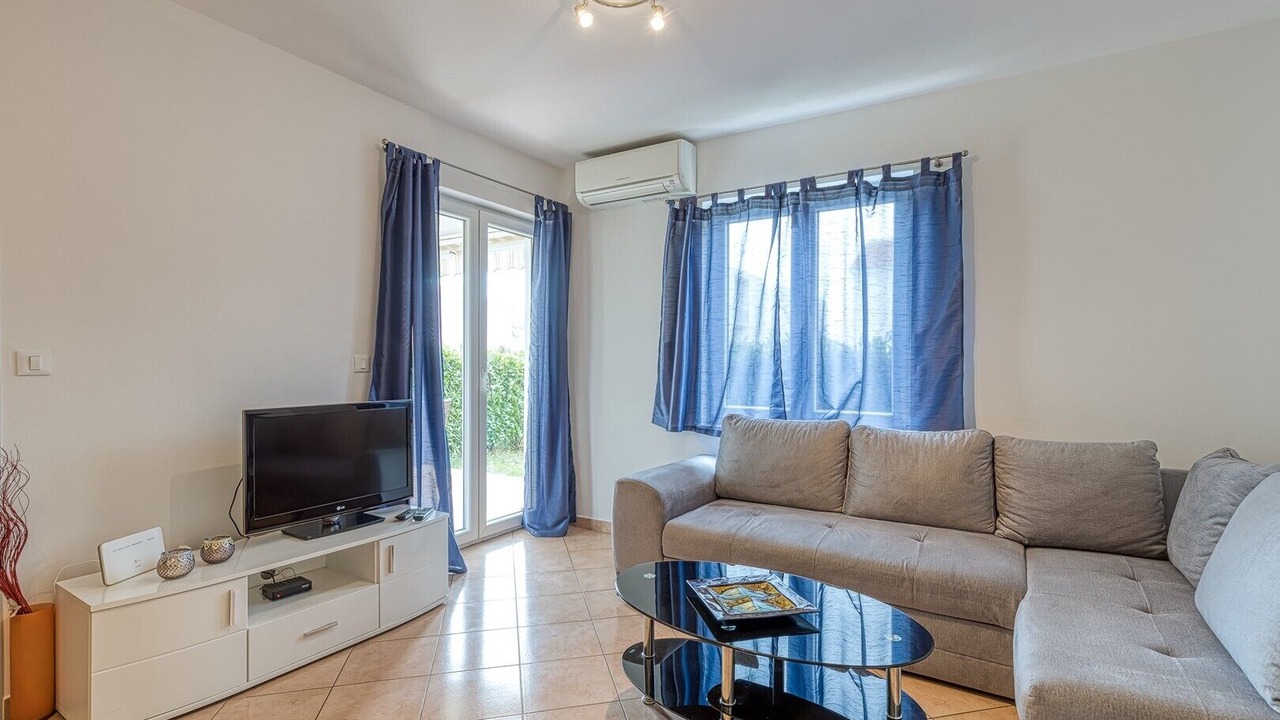 Photo of Livingroom in Karigador