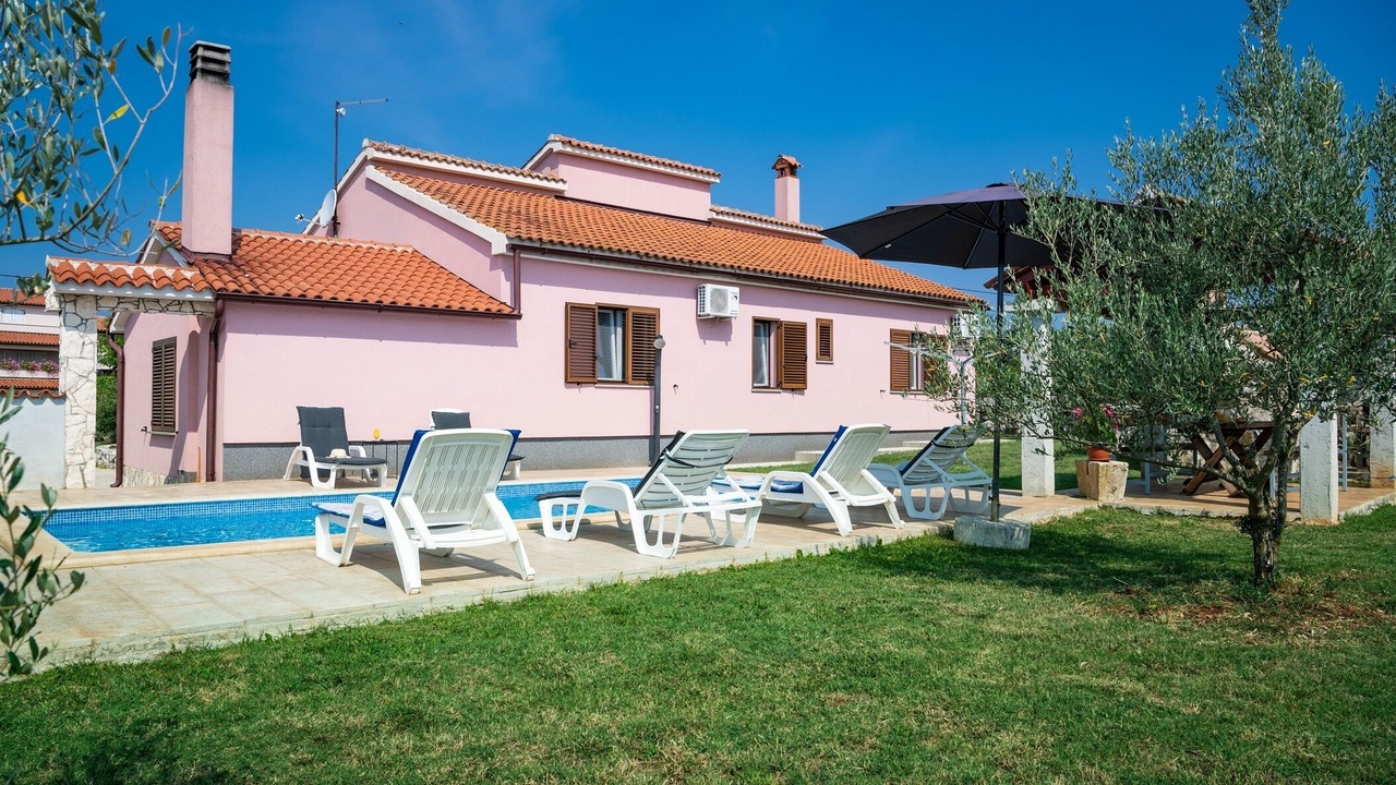 Photo of Others in Grandici
