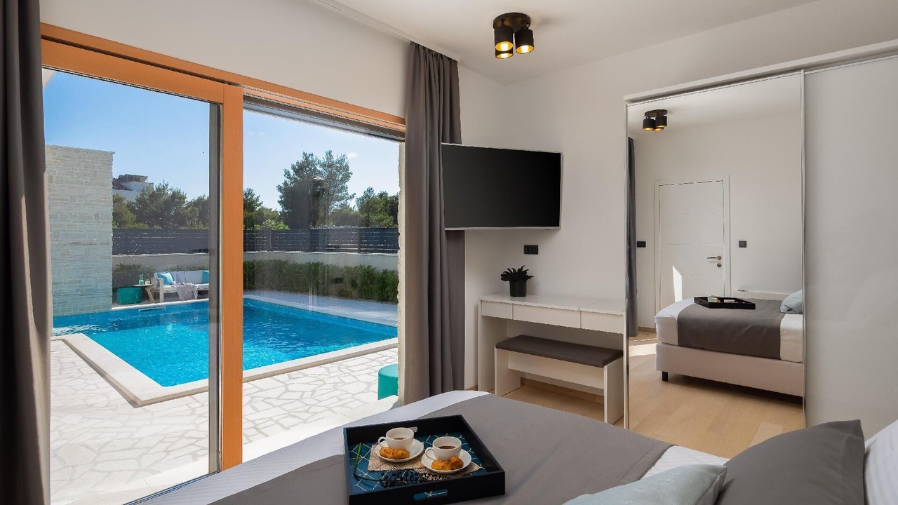 Photo of Bedroom in Srima