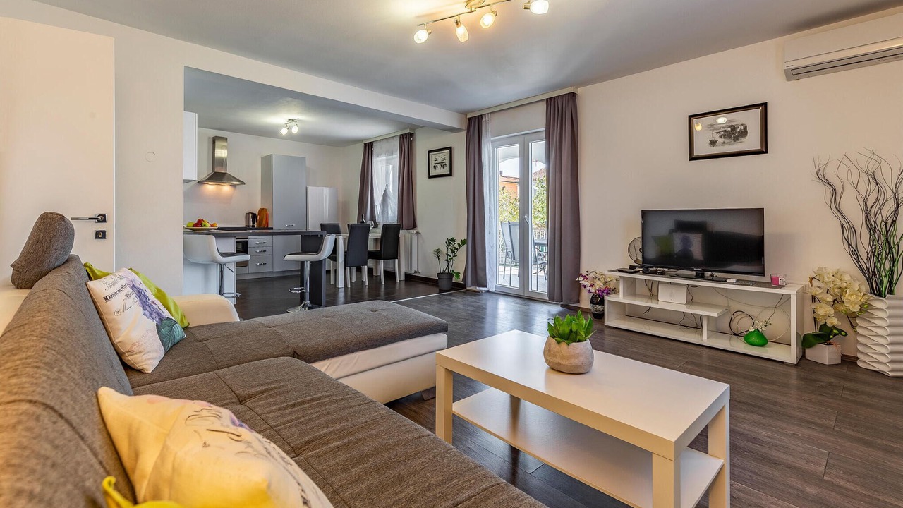 Photo of Bedroom in Sikici