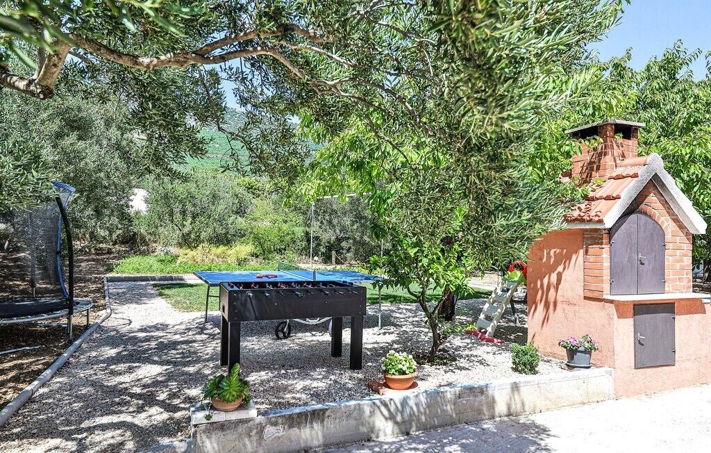 Photo of Outdoor in Kastel Luksic