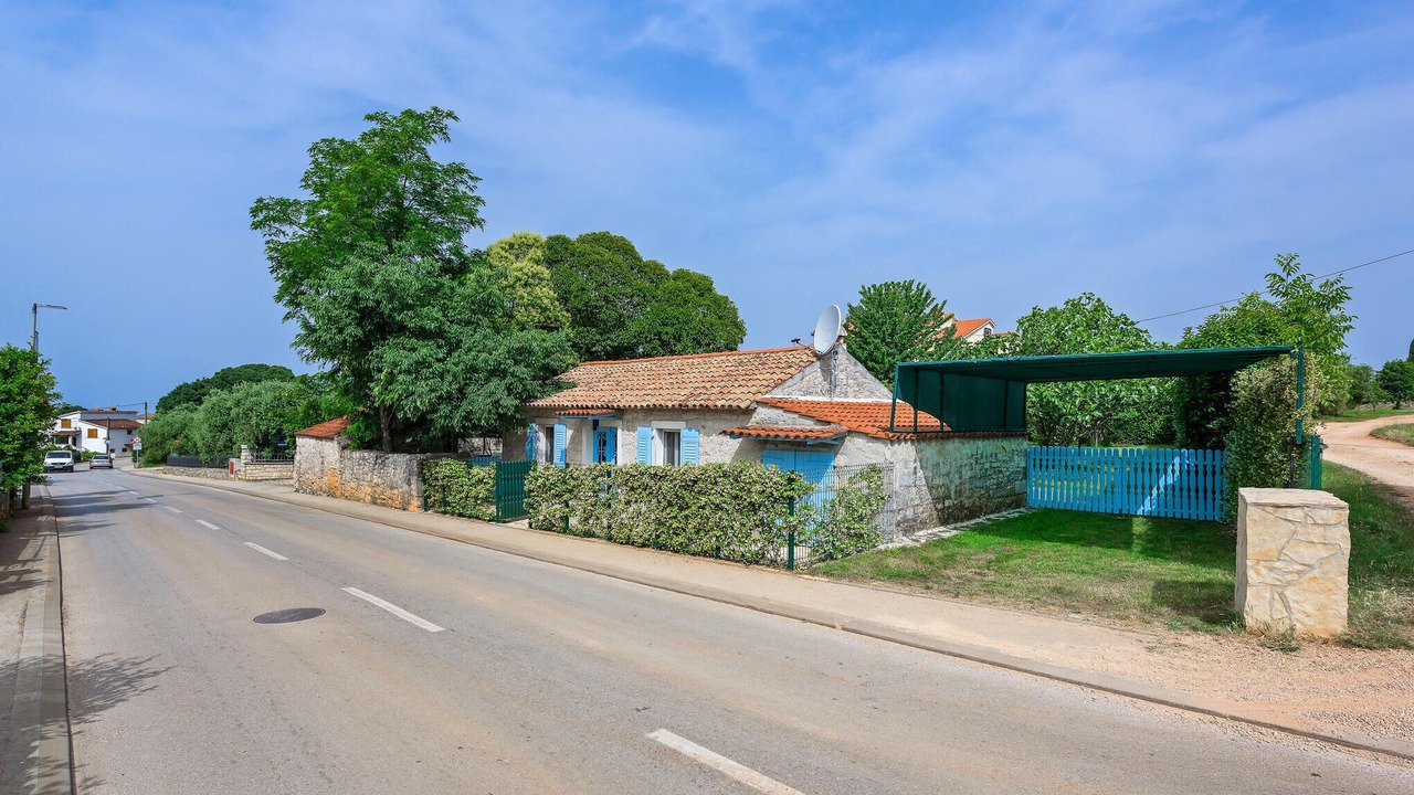 Photo of Others in Tar-Vabriga