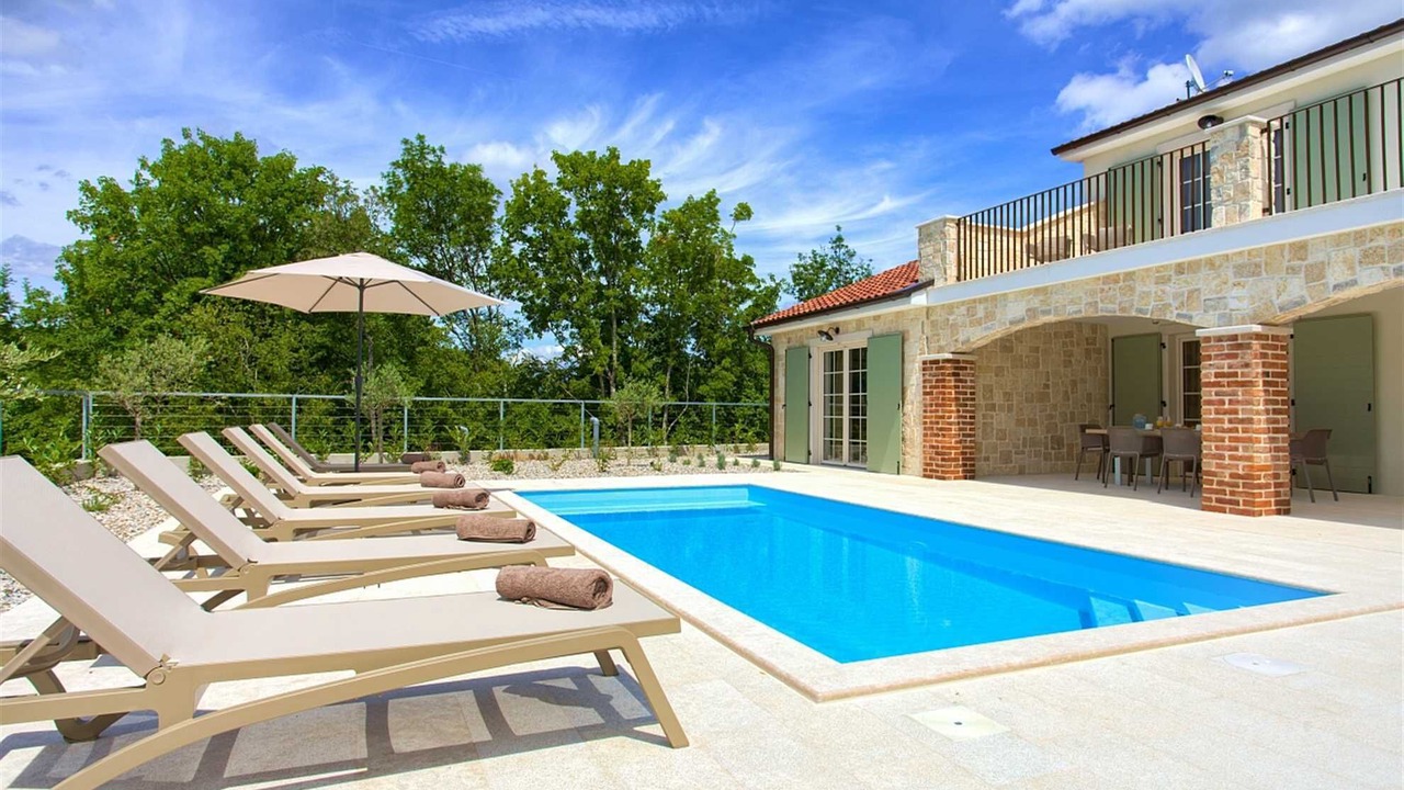 Photo of Outdoor in Rasopasno