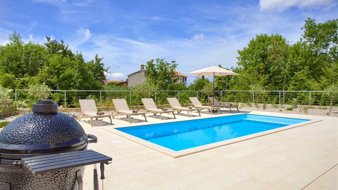 Photo of Outdoor in Rasopasno