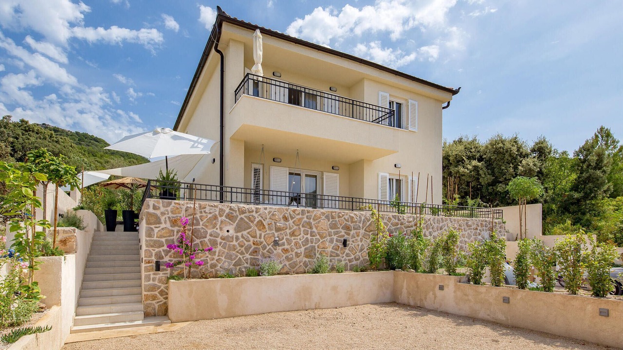 Photo of Others in Miholascica