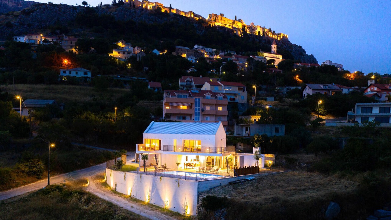 Photo of Others in Klis