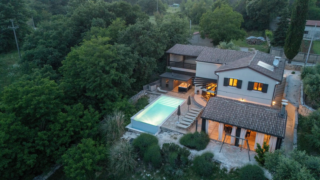 Photo of Outdoor in Jursici