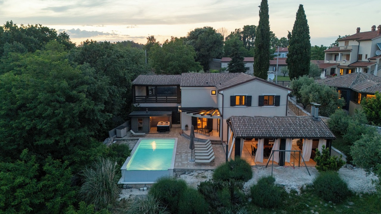 Photo of Outdoor in Jursici