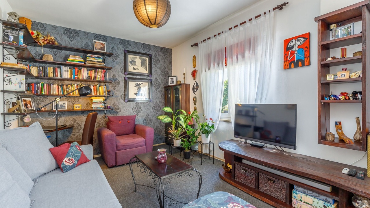 Photo of Livingroom in Sarsoni