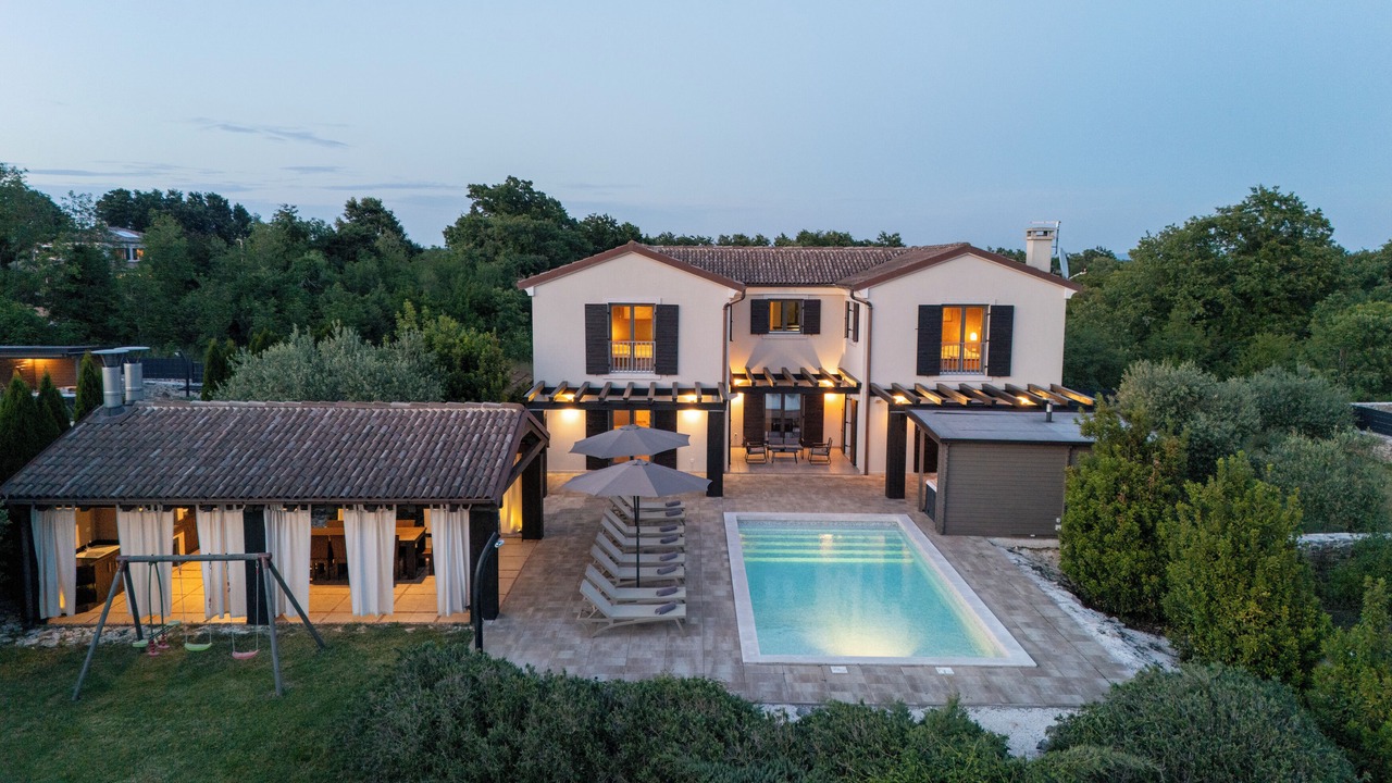 Photo of Outdoor in Jursici