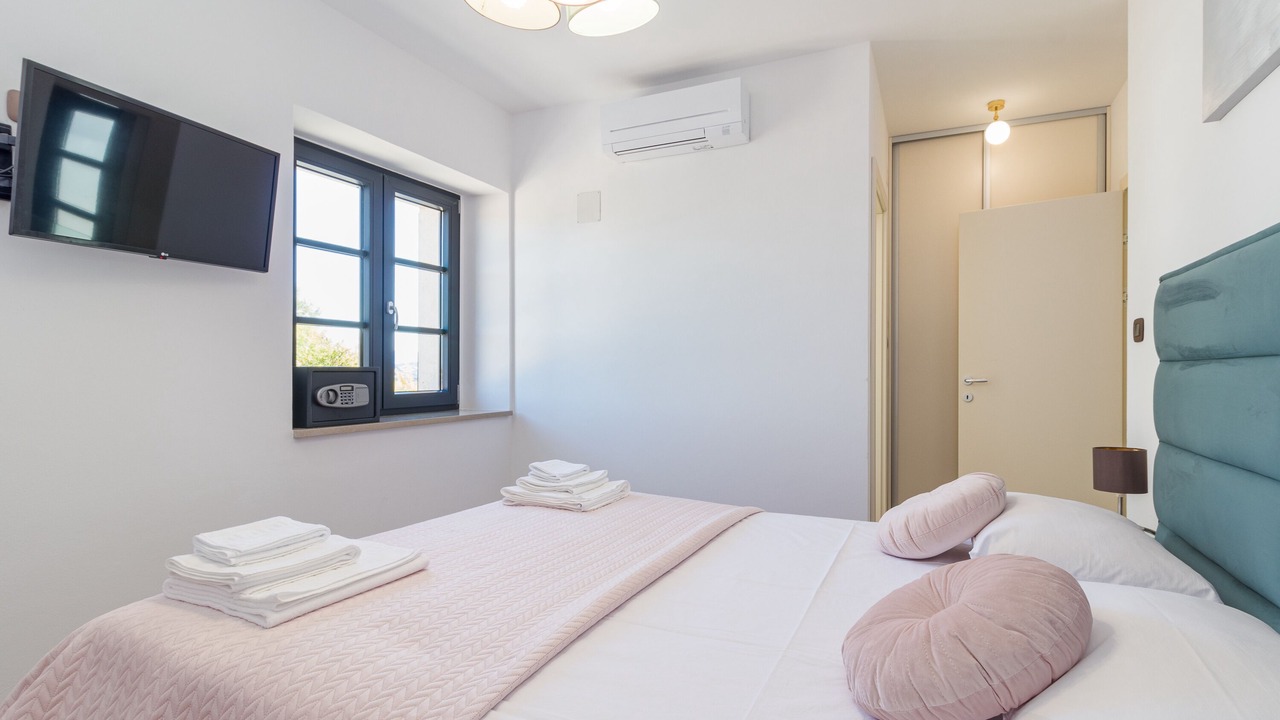 Photo of Bedroom in Kircija