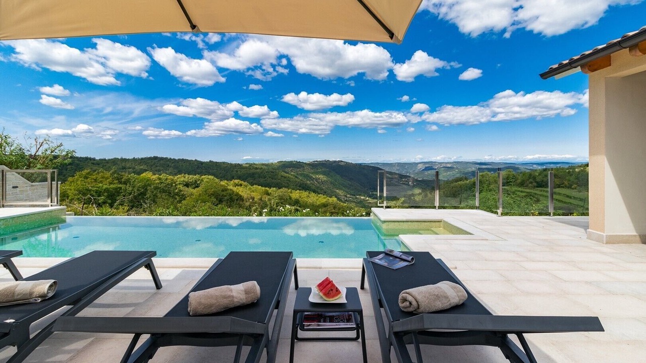 Photo of Outdoor in Kircija