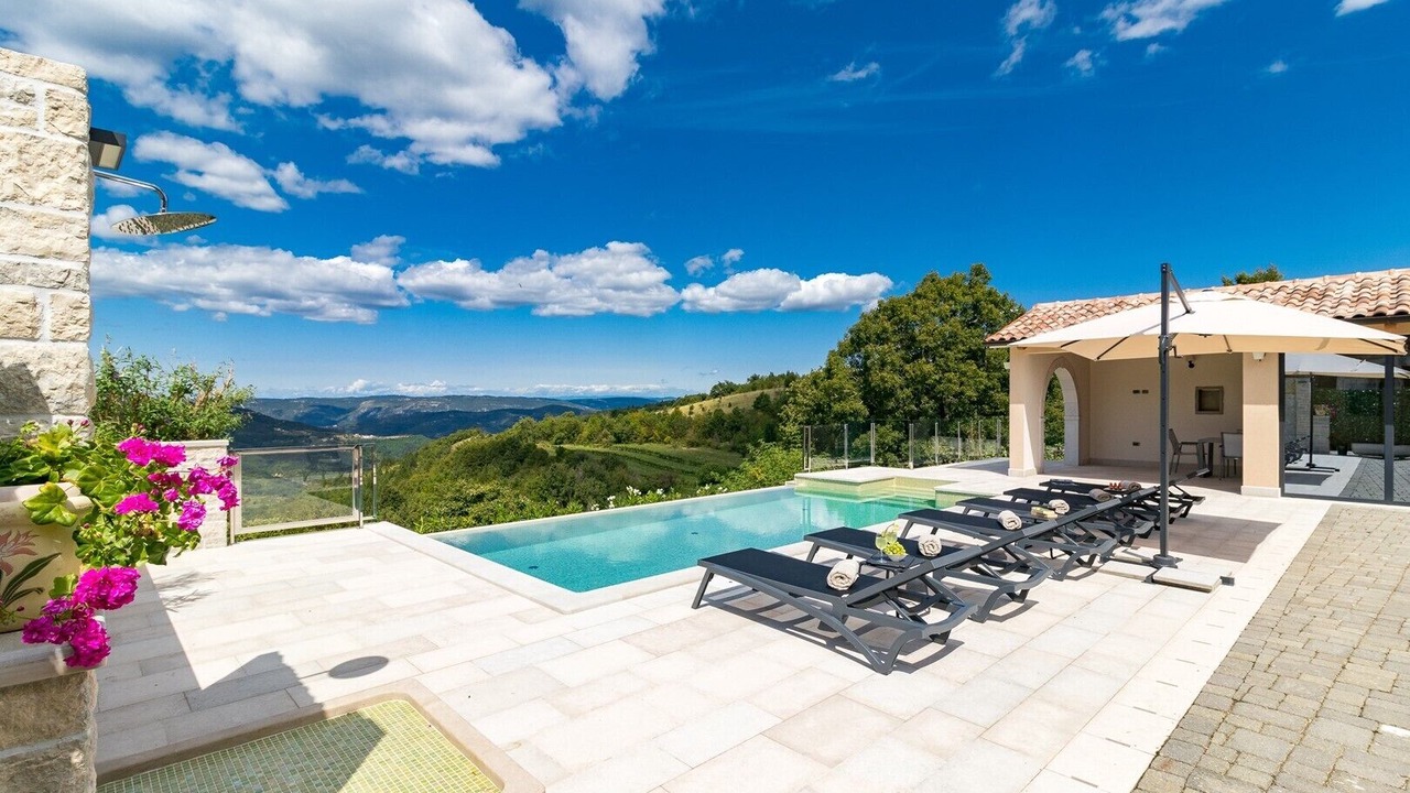 Photo of Outdoor in Kircija