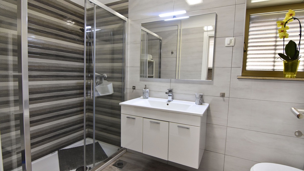 Photo of Bathroom in Murine