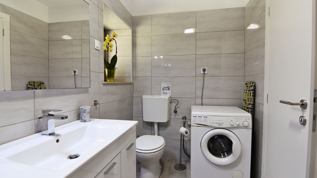 Photo of Bathroom in Murine