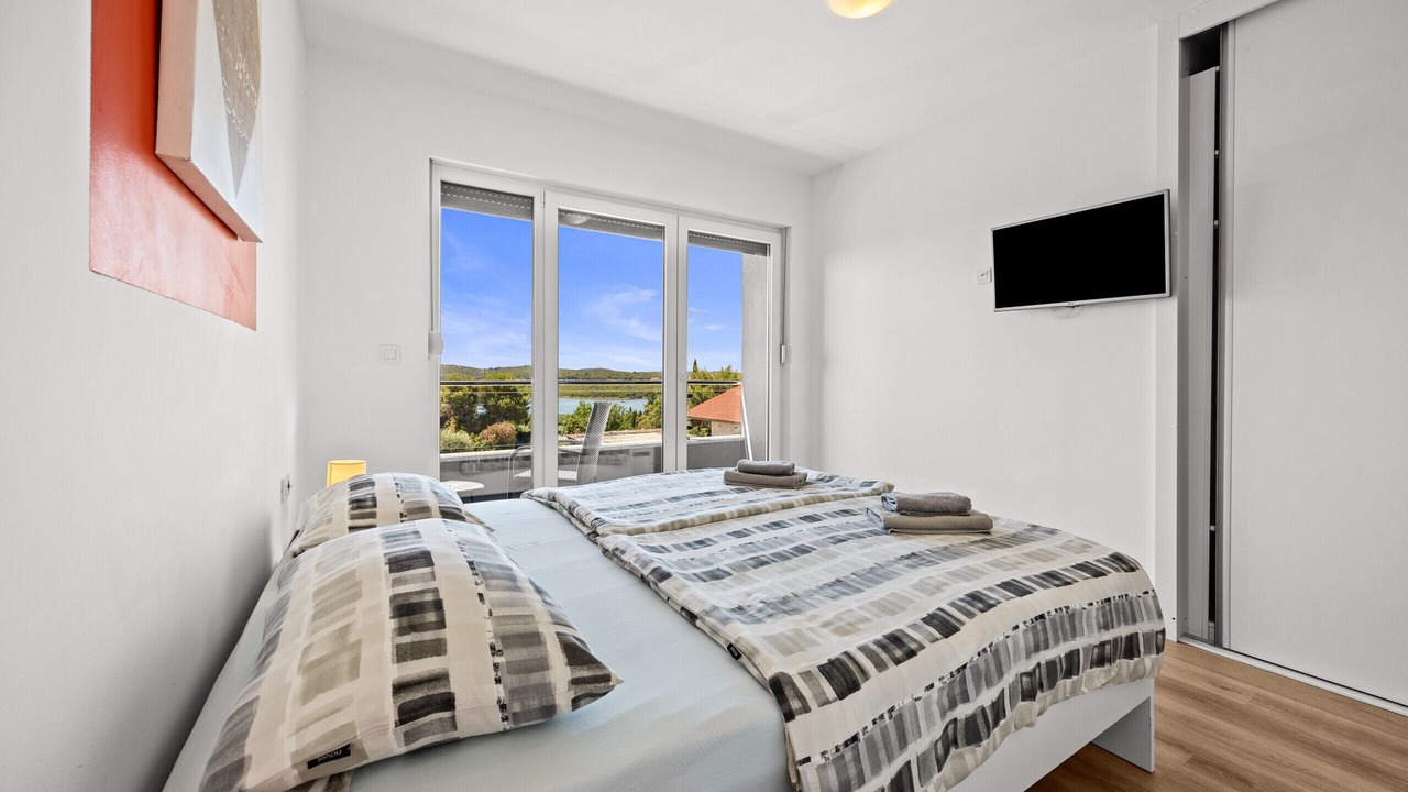 Photo of Bedroom in Pomer