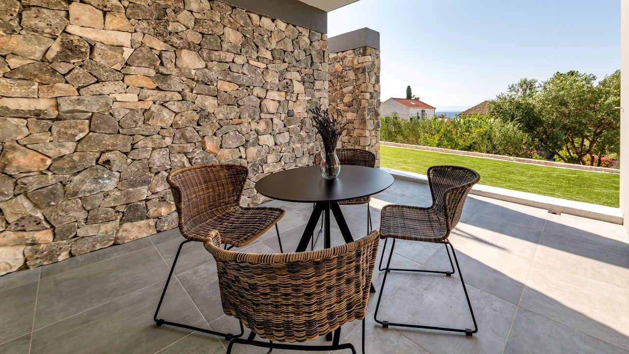 Photo of Outdoor in Sutivan
