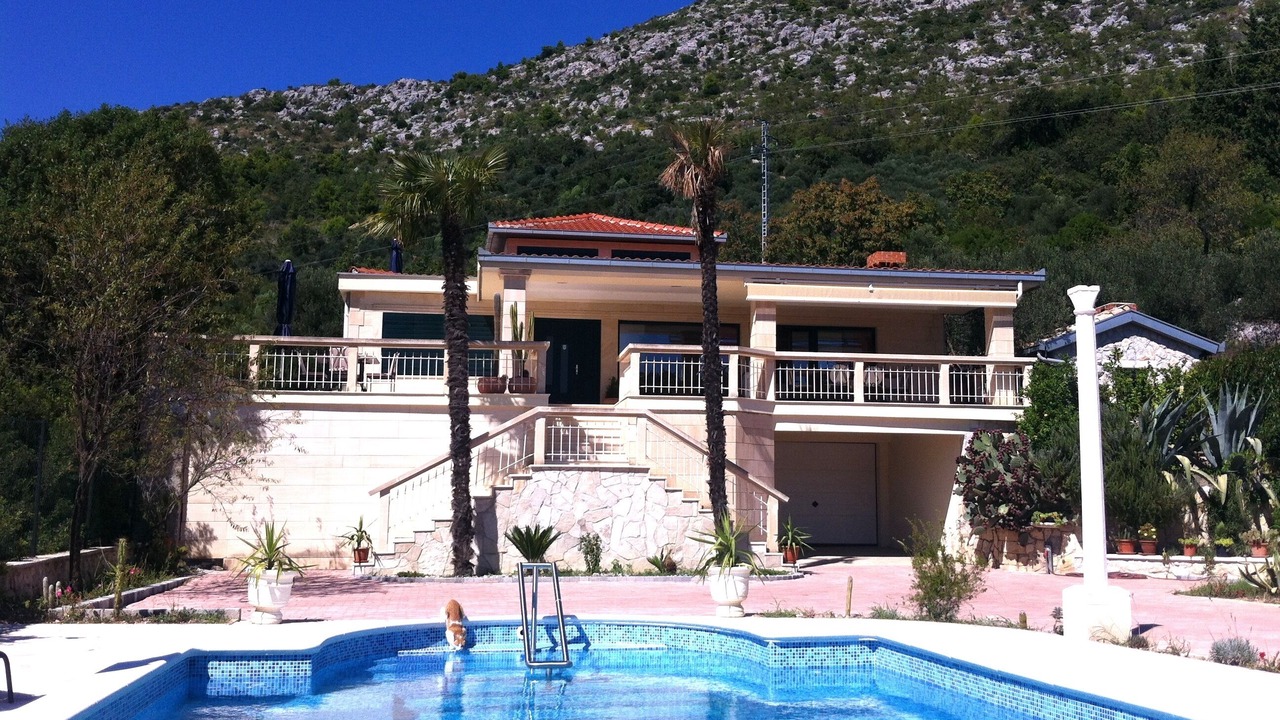 Photo of Outdoor in Kremena