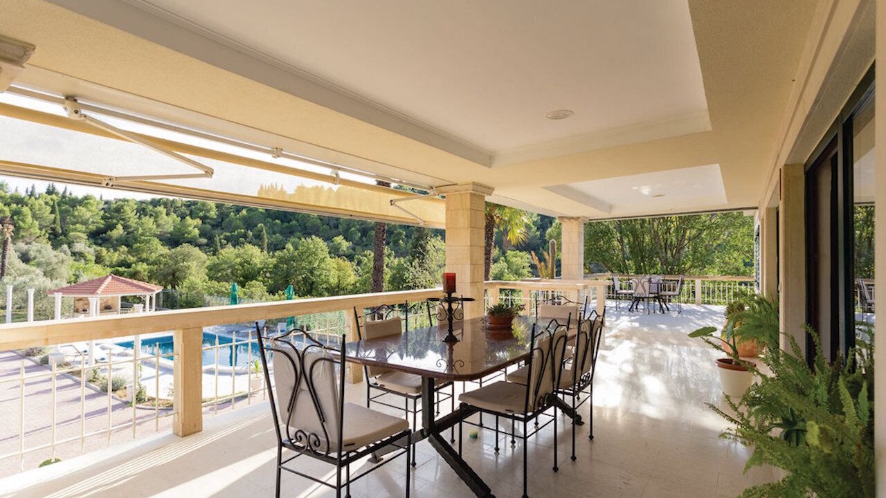 Photo of Outdoor in Kremena