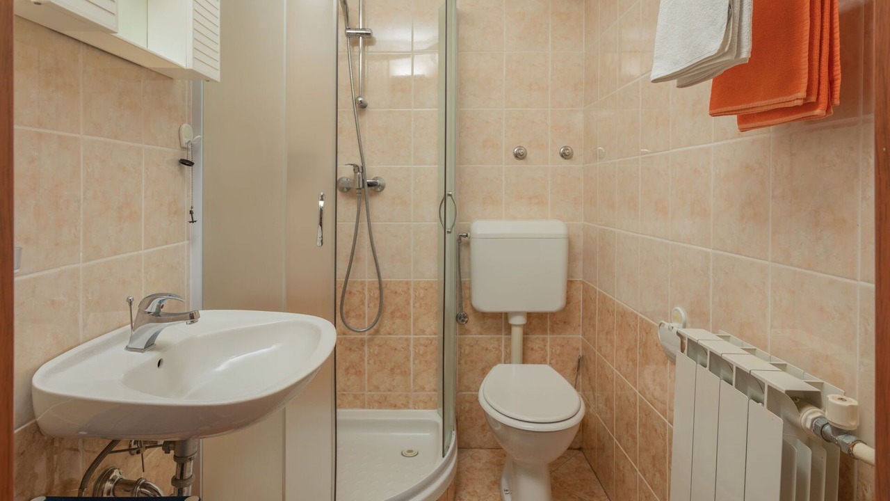 Photo of Bathroom in Kastelir