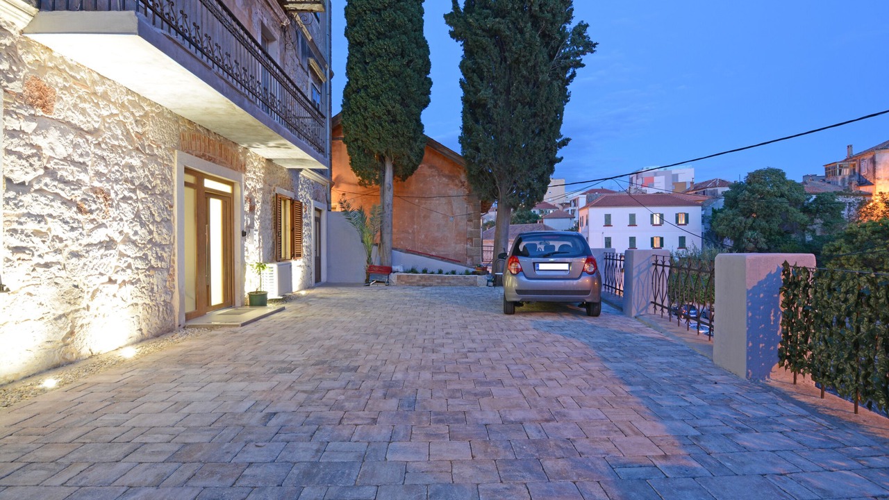 Photo of Outdoor in Plisac