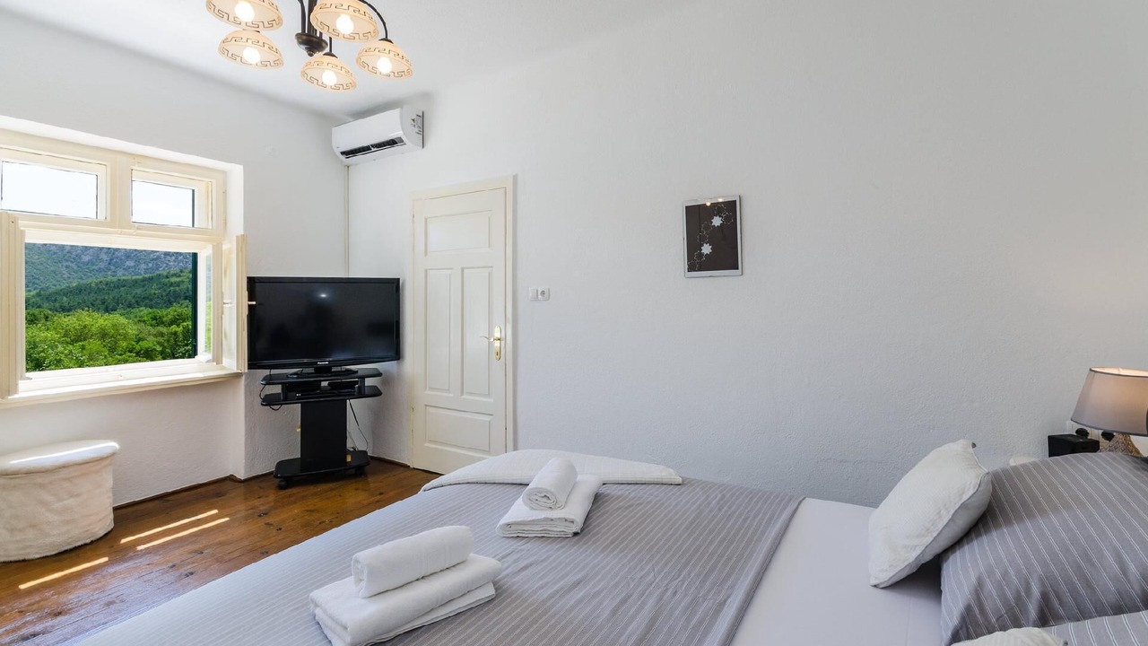 Photo of Bedroom in Drivenik