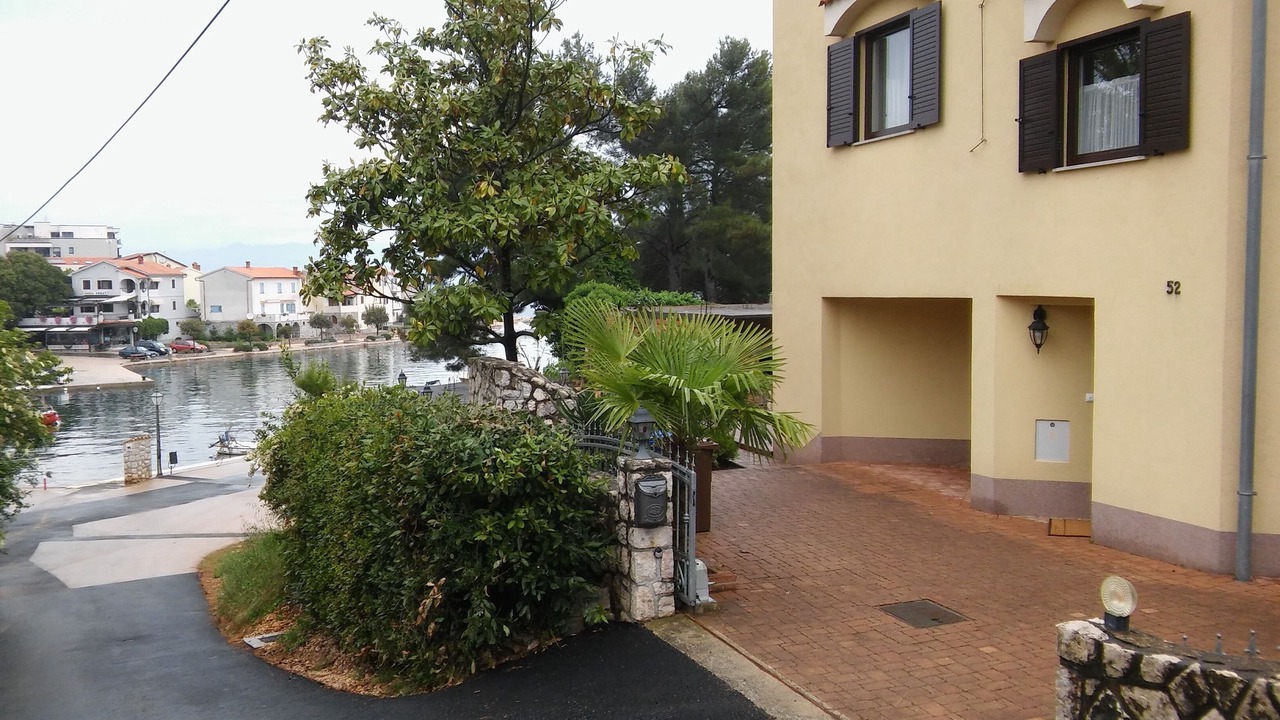 Photo of Outdoor in Porat