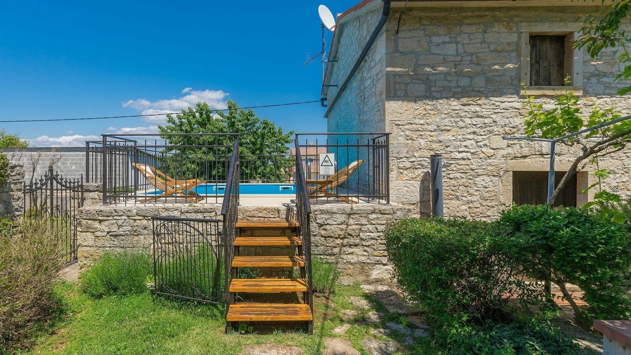 Photo of Others in Butkovici
