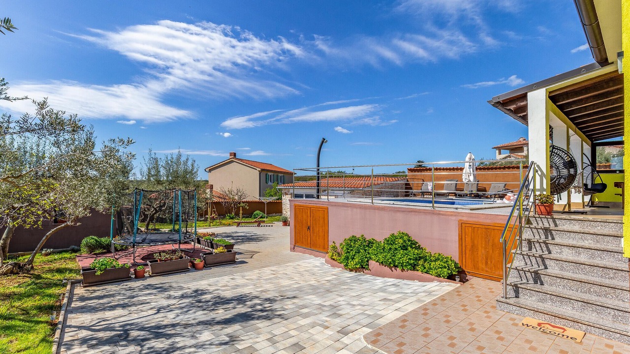 Photo of Outdoor in Peruski