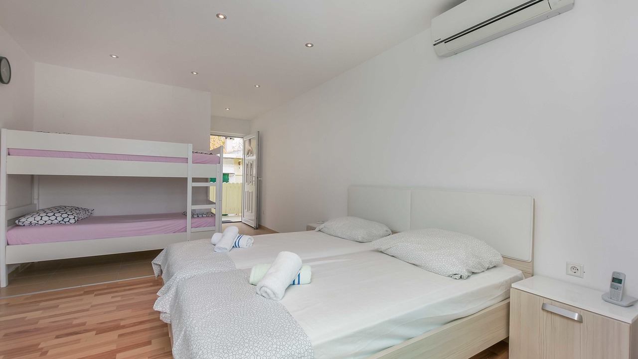 Photo of Bedroom in Dugi Rat