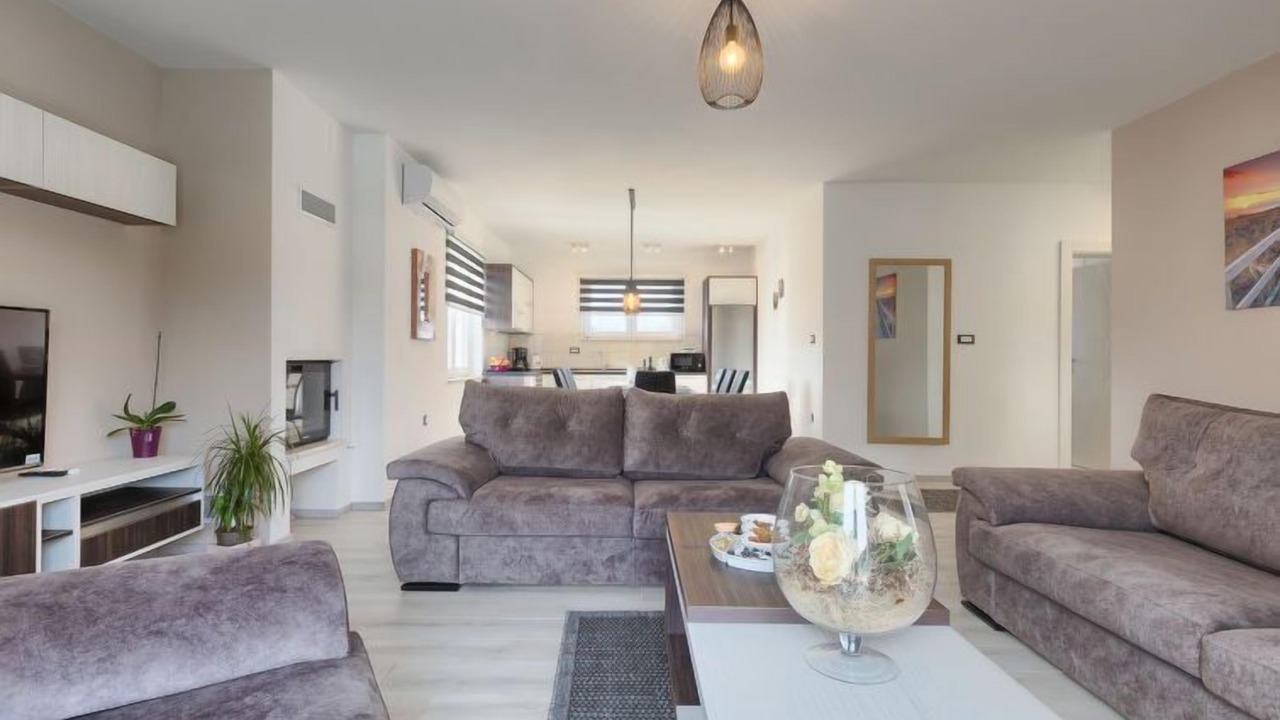 Photo of Others in Liznjan