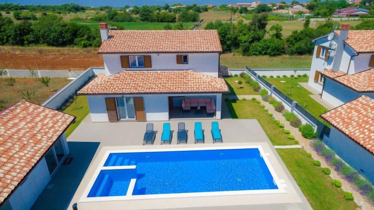 Photo of Others in Liznjan