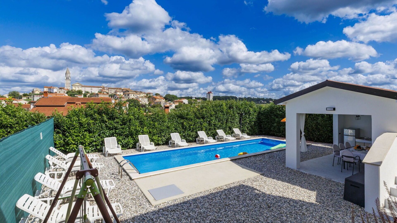 Photo of Outdoor in Farini