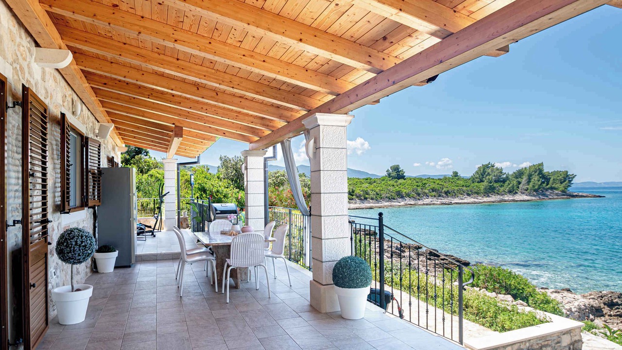 Photo of Outdoor in Loviste