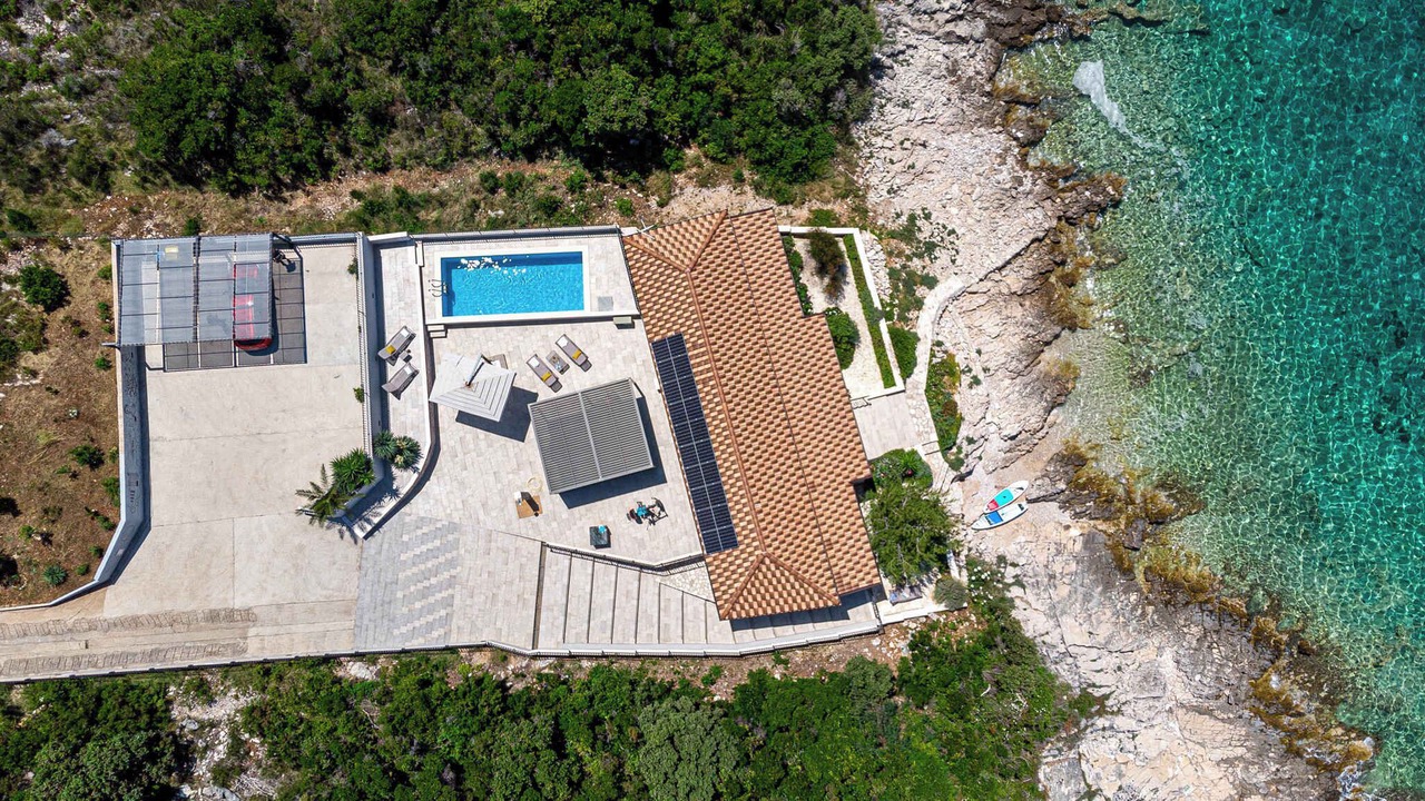 Photo of Outdoor in Loviste