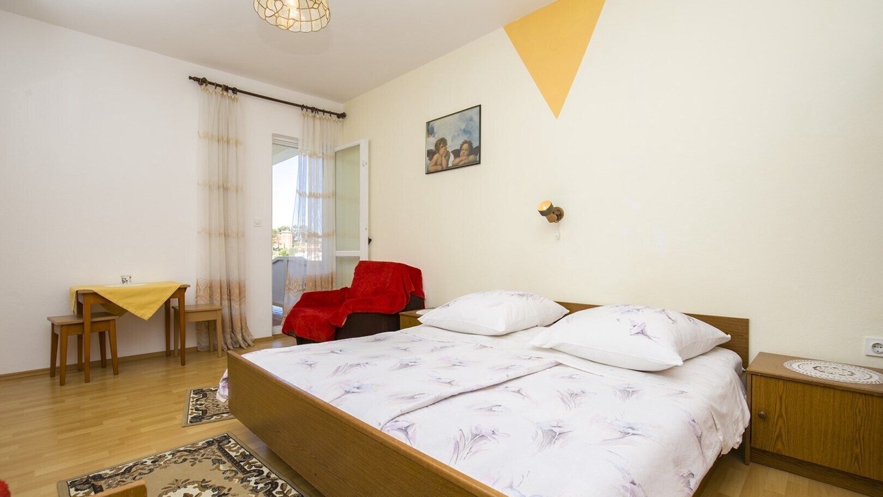 Photo of Bedroom in Banjol