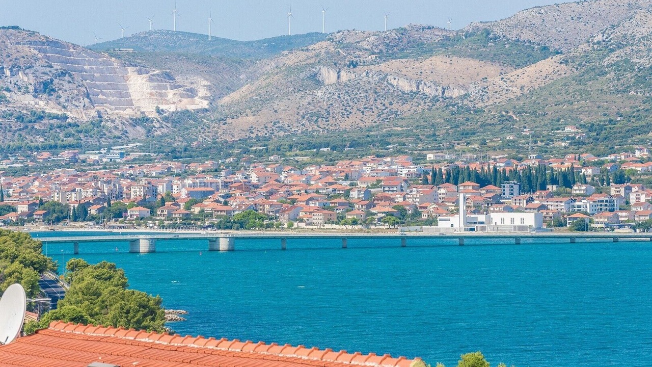 Photo of Others in Mastrinka
