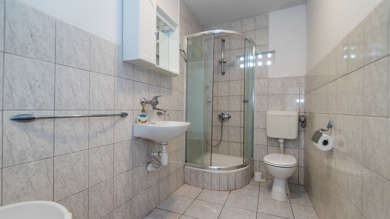 Photo of Bathroom in Vis