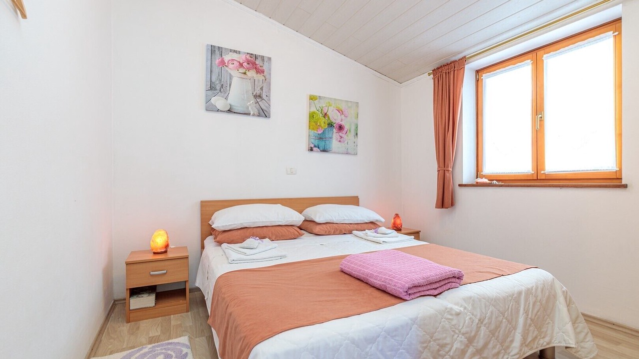Photo of Bedroom in Oprtalj