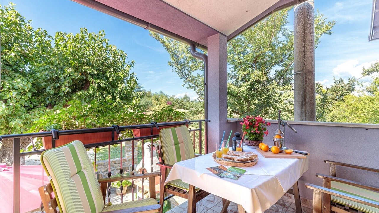 Photo of Outdoor in Oprtalj