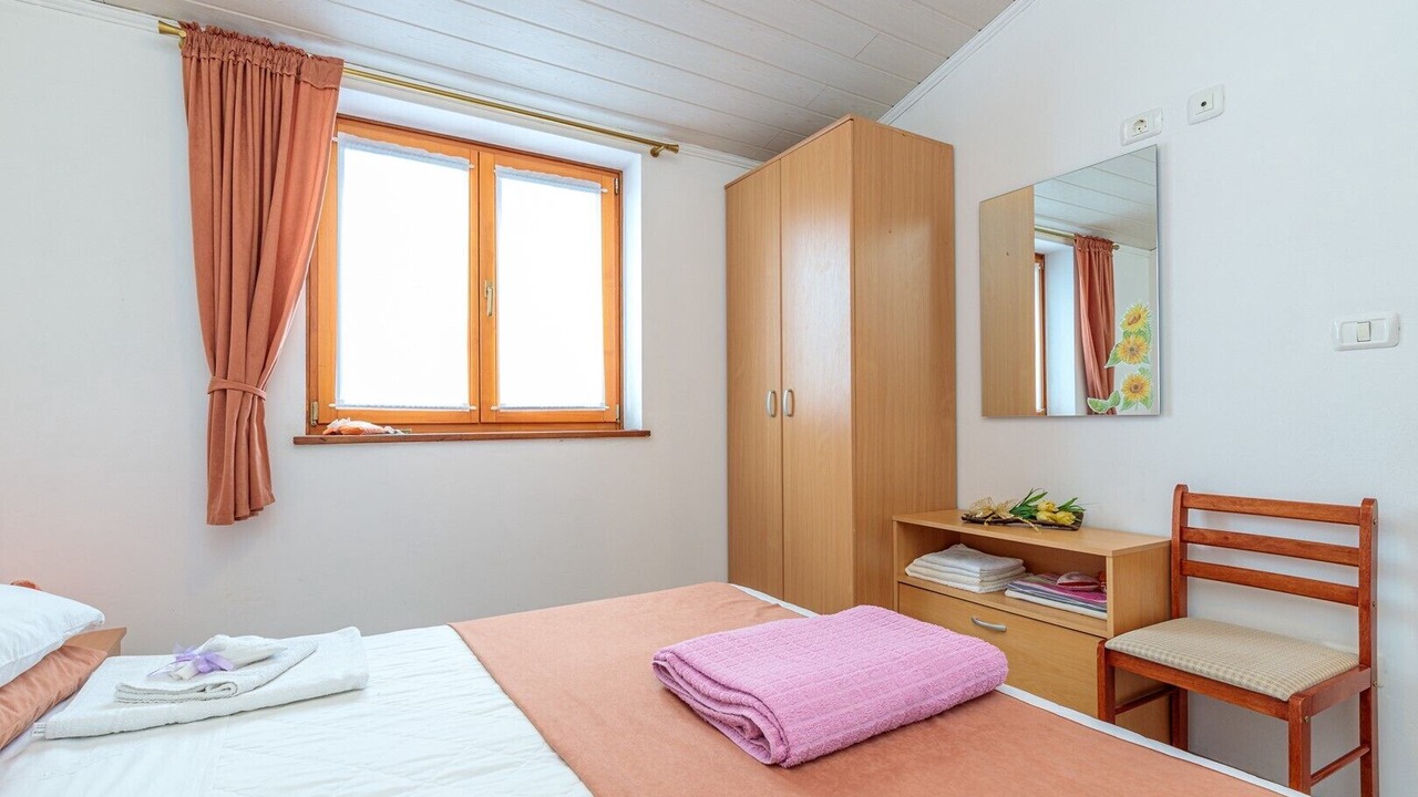 Photo of Bedroom in Oprtalj