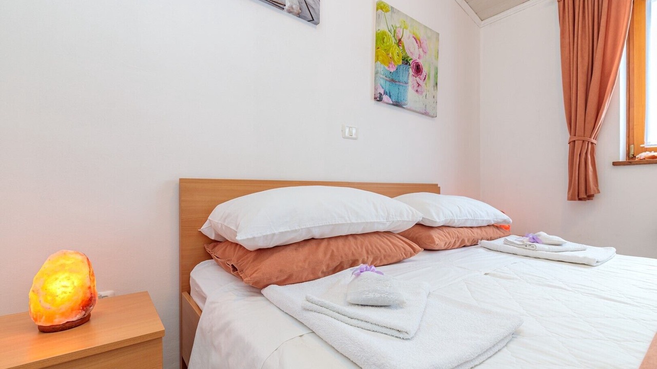 Photo of Bedroom in Oprtalj