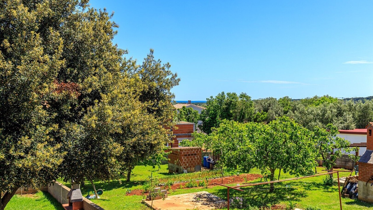Photo of Outdoor in Liznjan