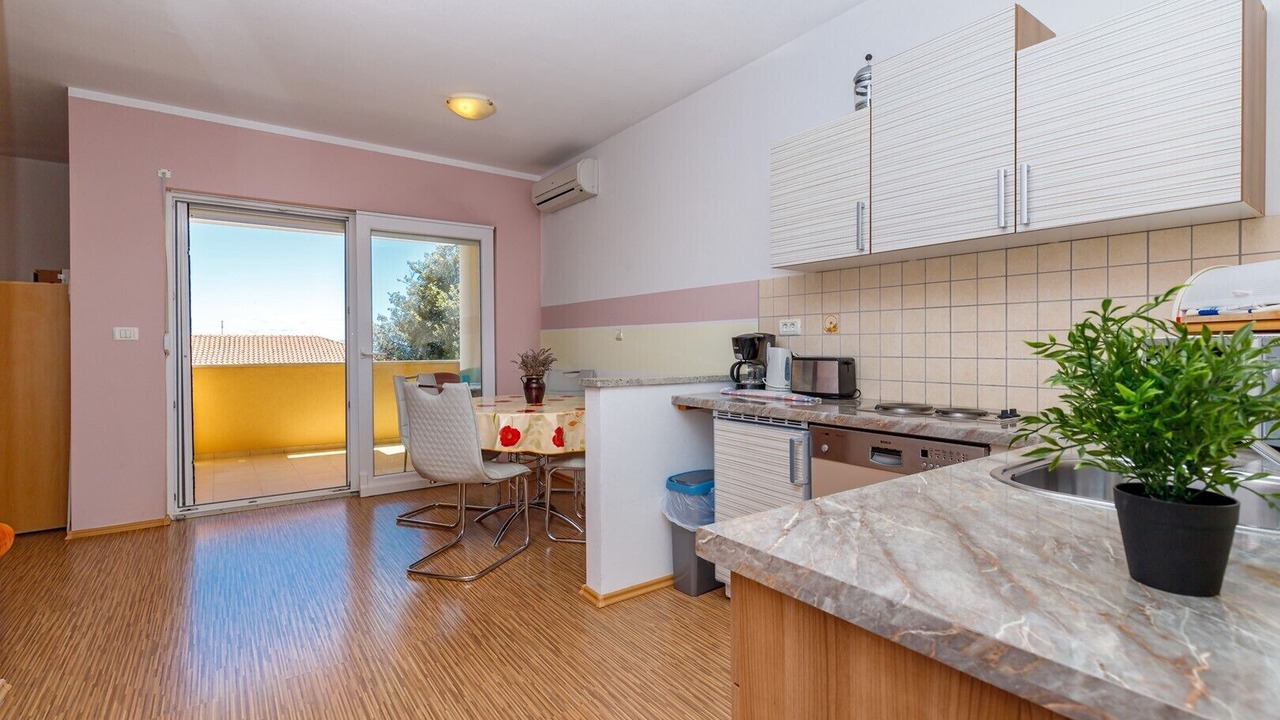 Photo of Kitchen in Liznjan