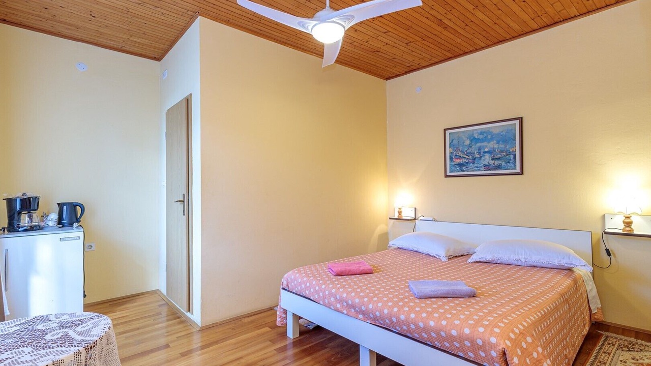 Photo of Bedroom in Grabri