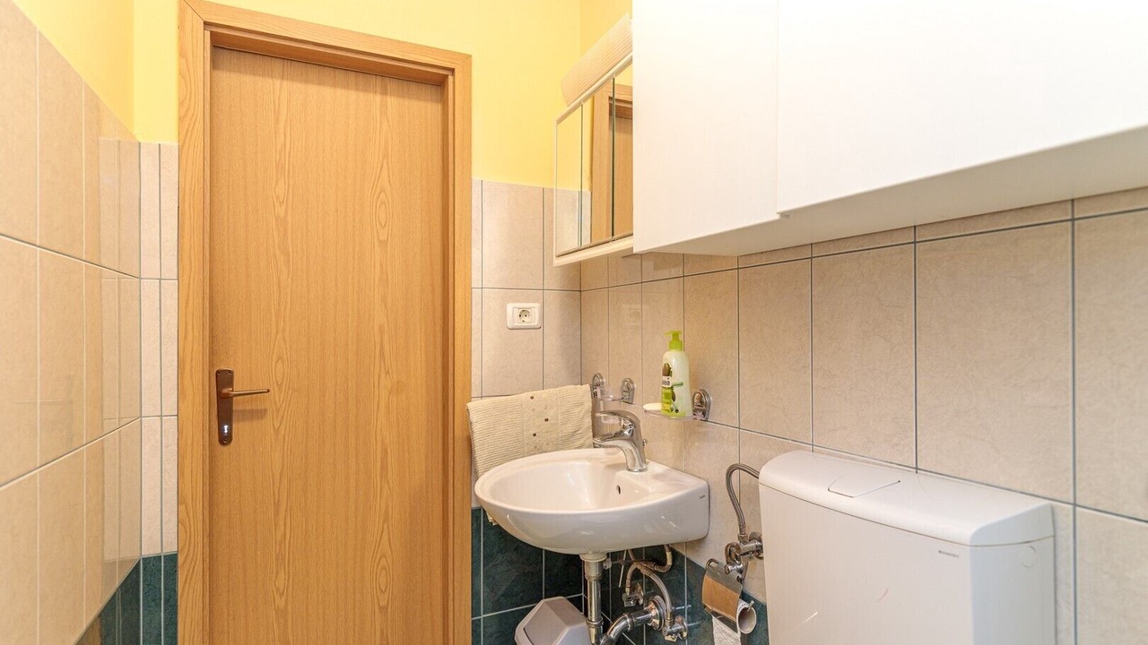 Photo of Bathroom in Grabri