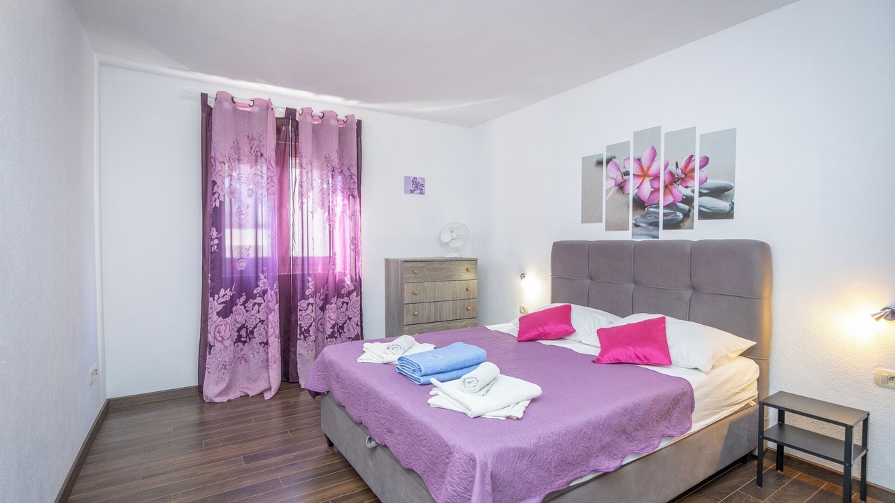 Photo of Bedroom in Makarska