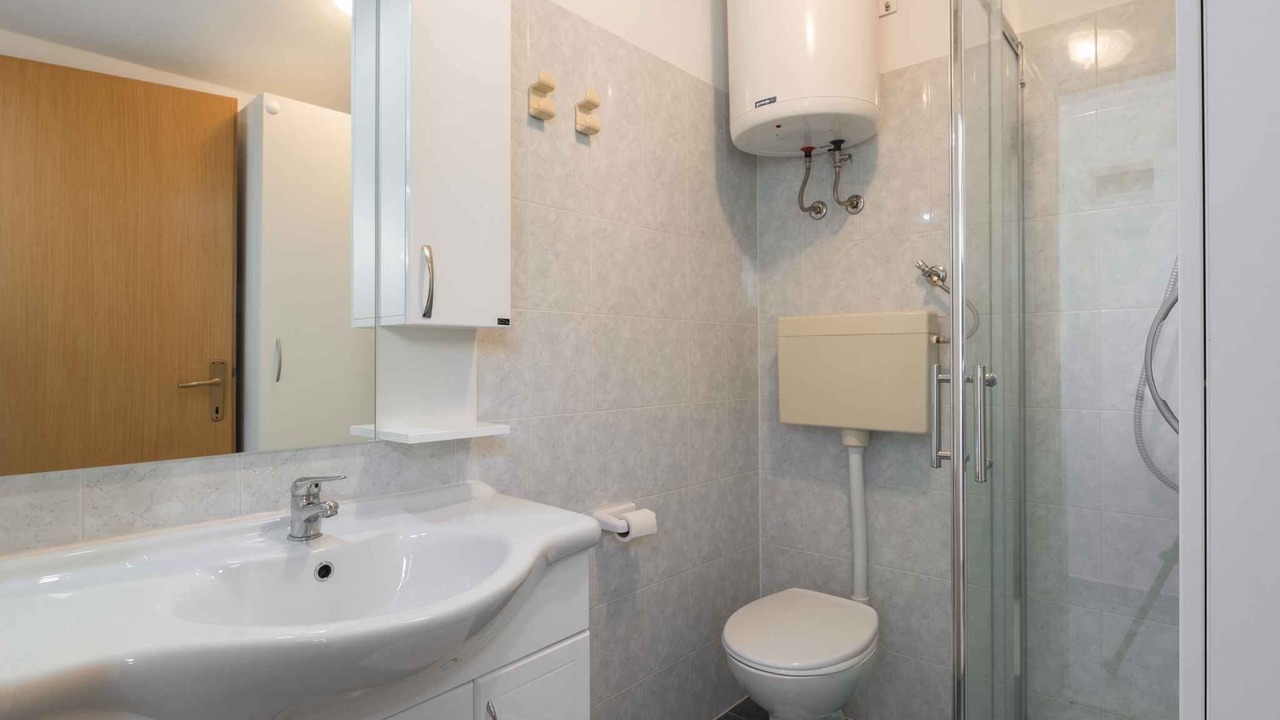 Photo of Bathroom in Ravni