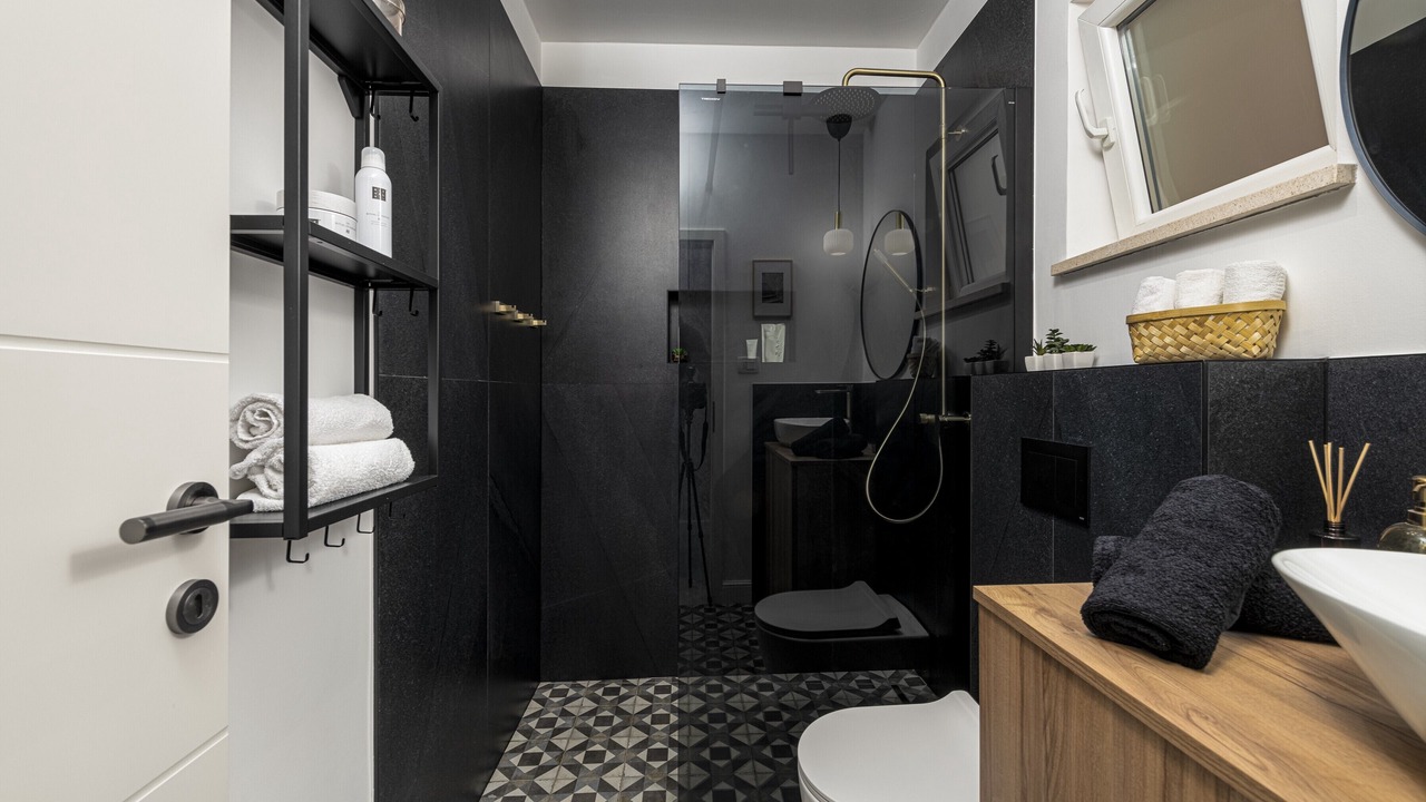 Photo of Bathroom in Plat