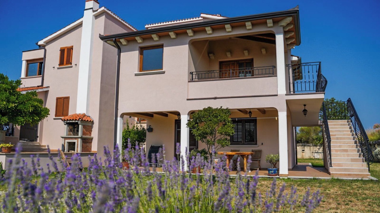 Photo of Outdoor in Presika
